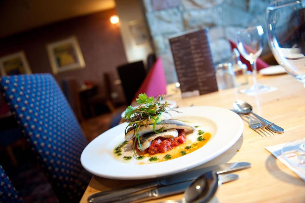 Strangford Arms Hotel Newtownards Zewnętrze zdjęcie