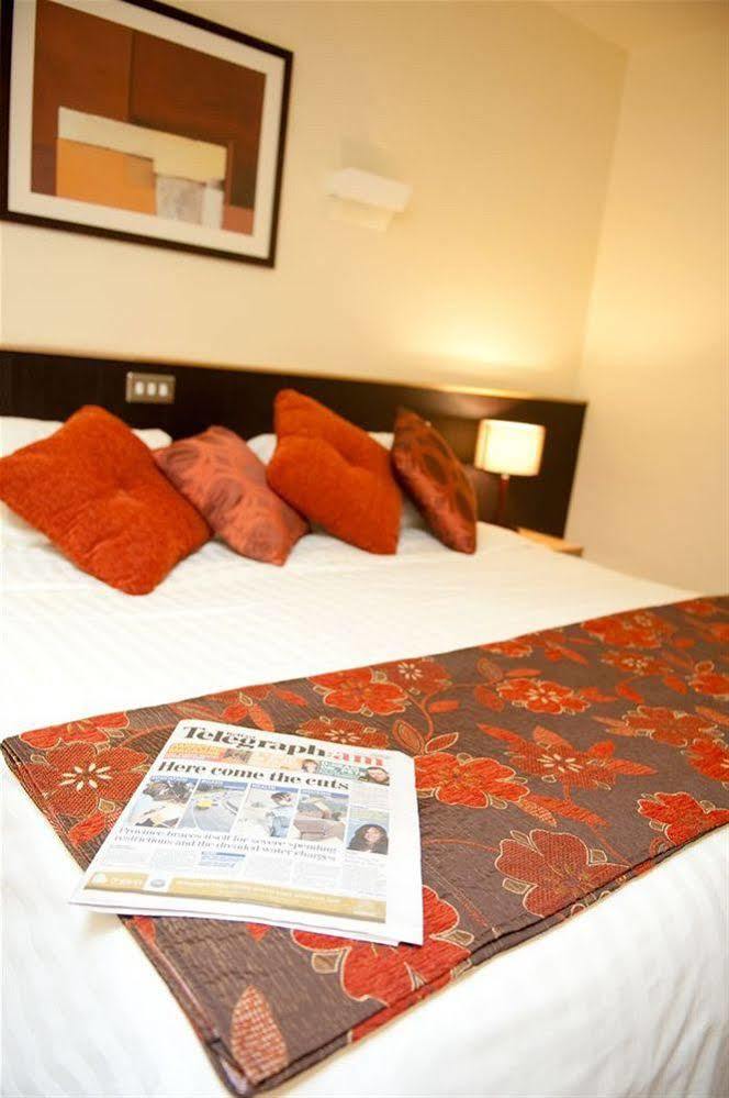 Strangford Arms Hotel Newtownards Zewnętrze zdjęcie